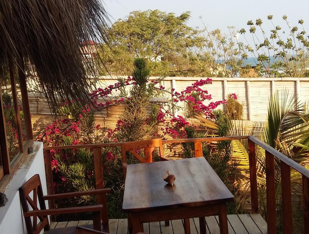 Lapa Lapa Lobitos Bungalows Hotel Eksteriør billede